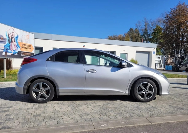 Honda Civic cena 49500 przebieg: 187000, rok produkcji 2013 z Nowy Wiśnicz małe 631